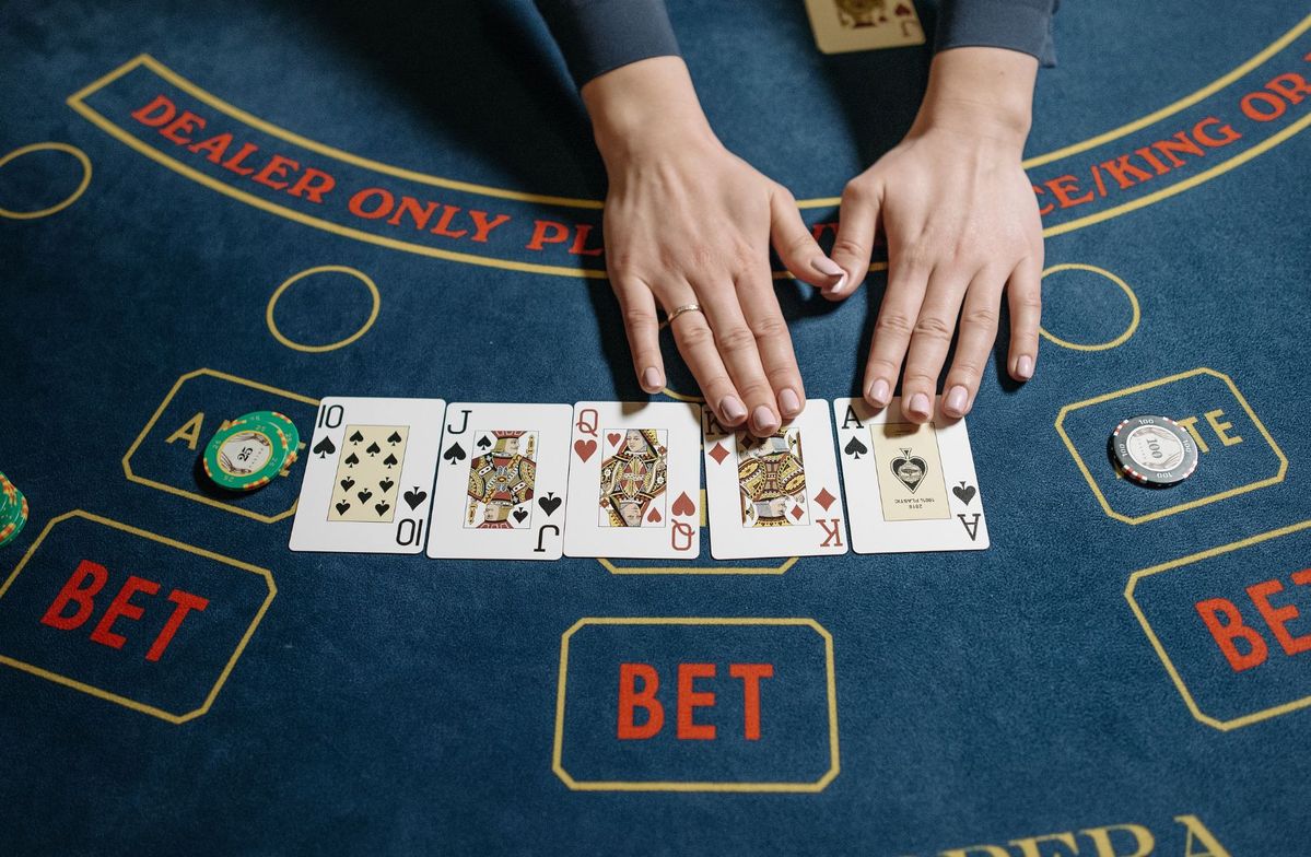 27 Eternal Hot Live Casino